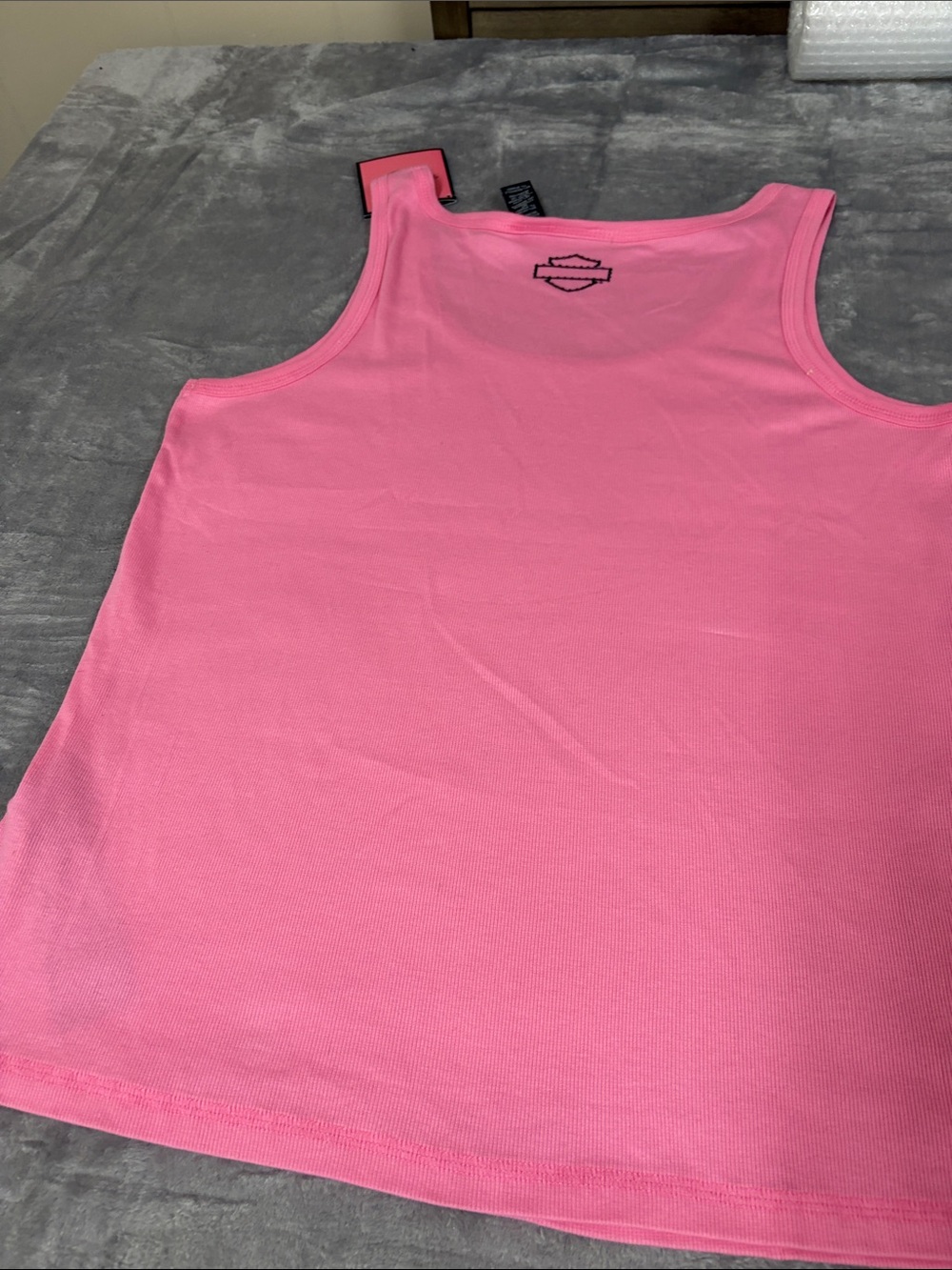 Harley-Davidson Pink Tank with Black Script Logo - Picture 4 of 4
